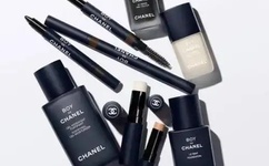 被同桌扒开腿用震蛋器折磨